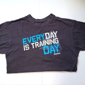 Reebok Training Men Size Large